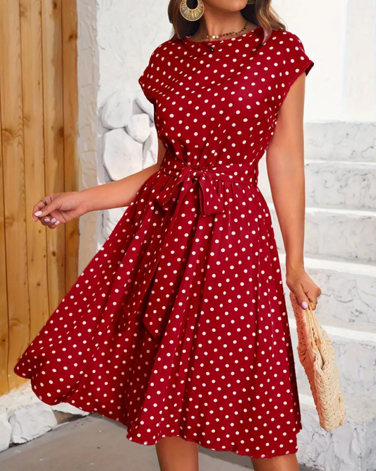 Retro chic - smuk vintage polka kjole til forår/sommer