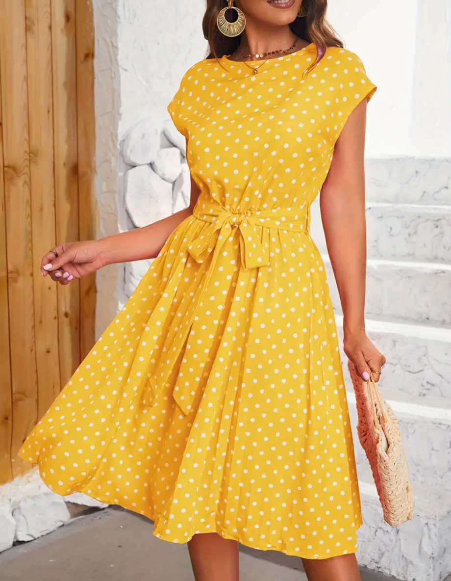 Retro chic - smuk vintage polka kjole til forår/sommer