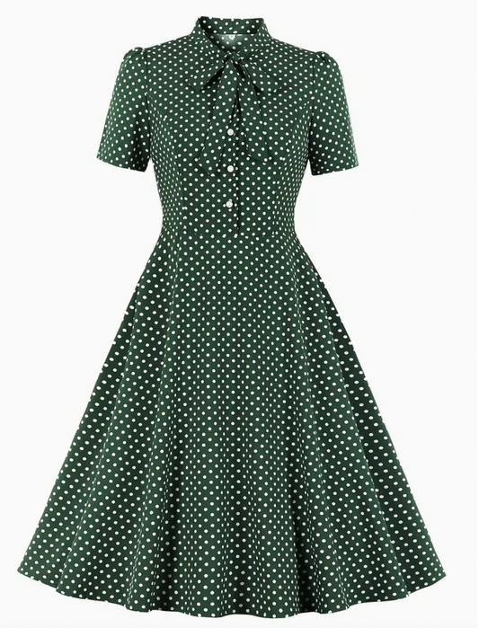 Retro chic  - smuk vintage polka kjole til forår/sommer